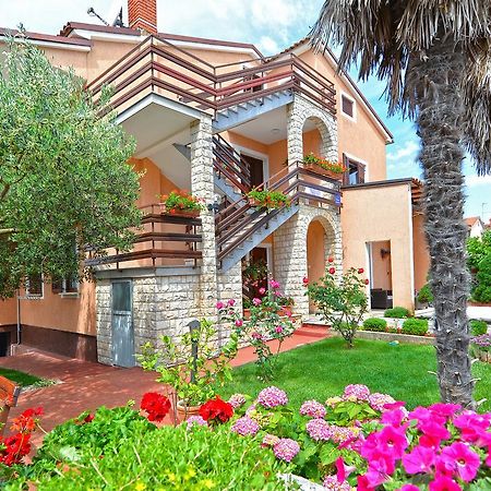 Apartments Orange 167 Novigrad Istria Eksteriør bilde